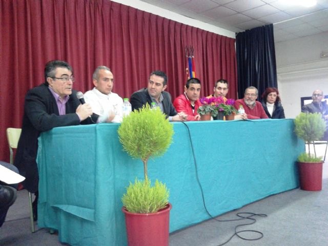 Internos de Campos del Río informan a los alumnos del instituto Ribera de los Molinos de Mula sobre los riesgos del consumo de drogas