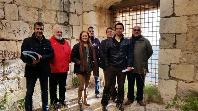 Los técnicos de la Consejería de Cultura realizan una nueva inspección en el Castillo de Mula