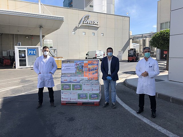 LINASA dona una importante cantidad de productos de limpieza e higiene