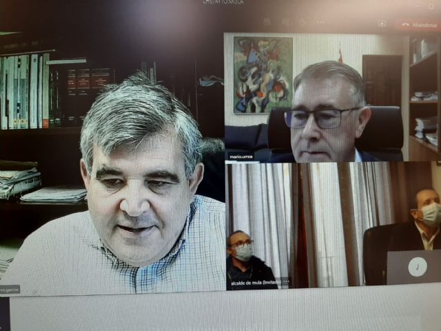 El Presidente de la CHS, Mario Urrea se reunió ayer con el alcalde de Mula