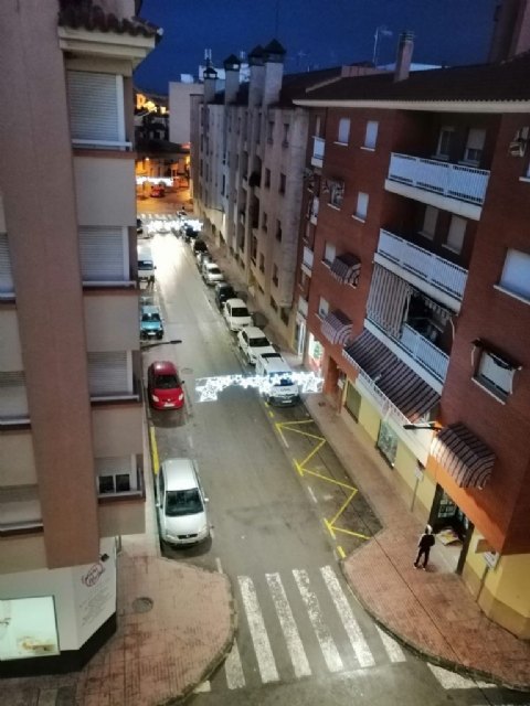 Mula enciende su alumbrado navideño en apoyo al comercio y la hostelería
