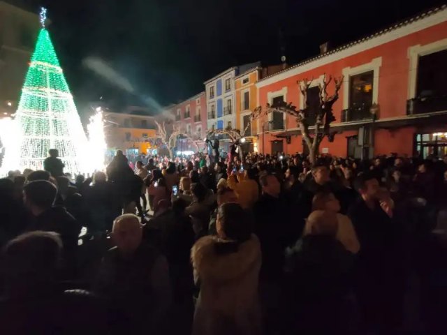 Mula da la bienvenida a la Navidad 2022