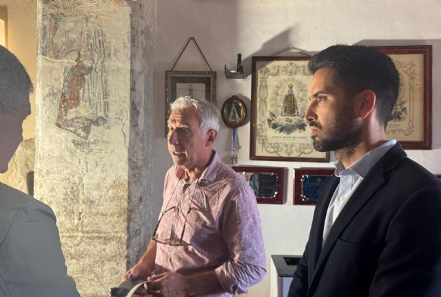 Cultura recupera el cromatismo de las pinturas murales del siglo XVI en la iglesia de del Carmen de Mula