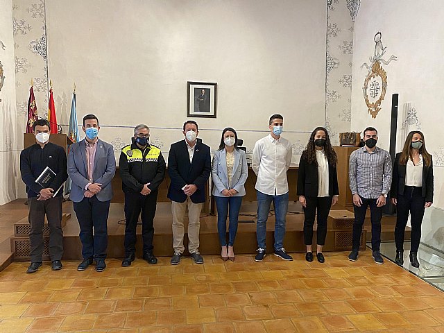 La plantilla del cuerpo de la Policía Local de Mula se refuerza con la incorporación de cuatro nuevos agentes