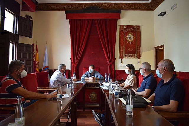 El Ayuntamiento analiza junto al Consorcio de la Vía Verde las necesidades de mejora de algunos tramos del recorrido a su paso por Mula