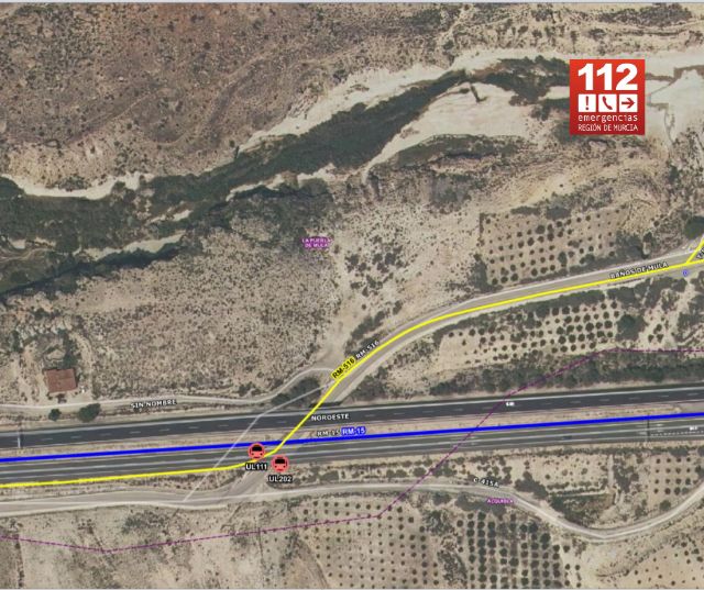 Servicios de emergencia intervienen en accidente de tráfico con un herido en Mula