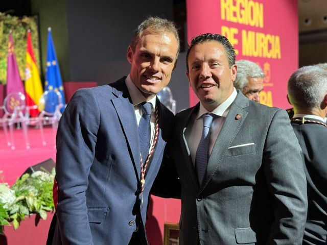 Celebración del Día de la Región y entrega de la Medalla de Honor a Luis León Sánchez