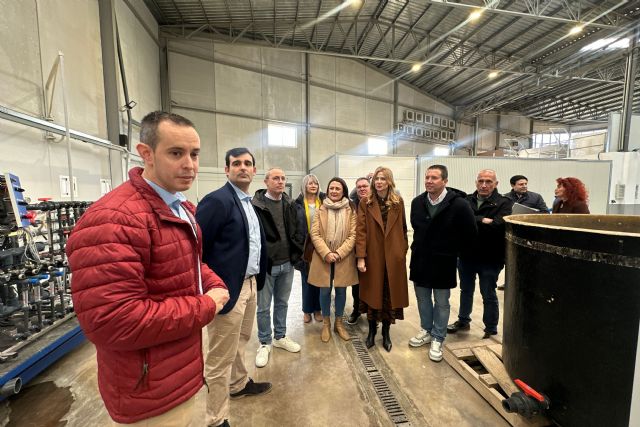  La Corporación Municipal y la consejera de Industria visitan Ecohidro, referente en innovación y sostenibilidad hídrica