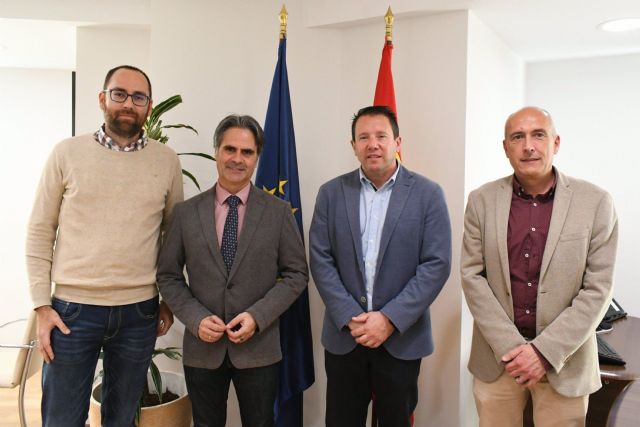 Reunión con la Mancomunidad de Canales del Taibilla para abordar mejoras en el abastecimiento de agua