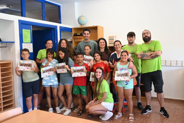El Ayuntamiento de Mula entrega los diplomas de la primera quincena de la Escuela de Verano Municipal