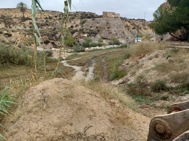 Continúan las actuaciones de conservación y mantenimiento del cauce del Río Mula a su paso por Los Baños