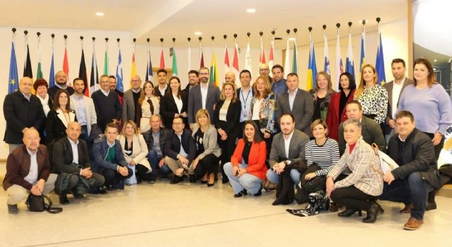El alcalde de Mula pone en valor el patrimonio cultural de Mula en el Parlamento Europeo
