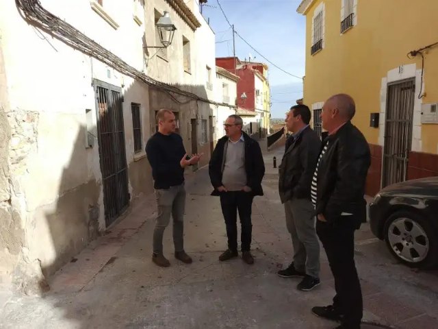 El Ayuntamiento de Mula remodela por completo la calle Fuensanta