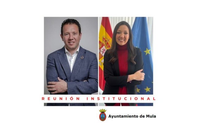 El alcalde traslada a la Consejería de Cultura, Turismo, Juventud y Deporte las prioridades estratégicas de Mula en patrimonio, financiación, juventud y deporte