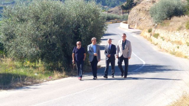 Fomento estudia mejorar la carretera que une Ricote con la RM-532, que discurre entre Mula y Cieza