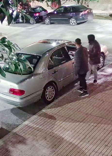 Esclarecidos 14 robos en vehículos y dos robos con violencia en Mula