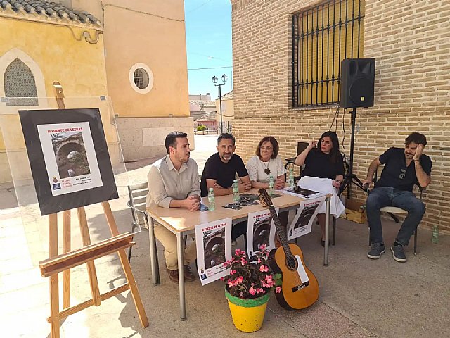 La pedanía de Fuente Librilla vuelve a brotar con su “Fuente de Letras”, III edición