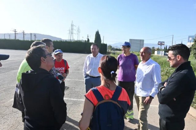 El alcalde de Mula visita el cementerio de San Ildefonso