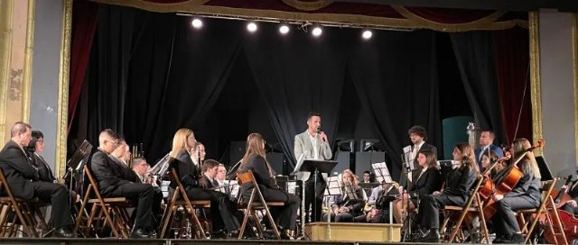 El Teatro Lope de Vega acoge el concierto de Santa Cecilia de la Agrupación Musical Muleña
