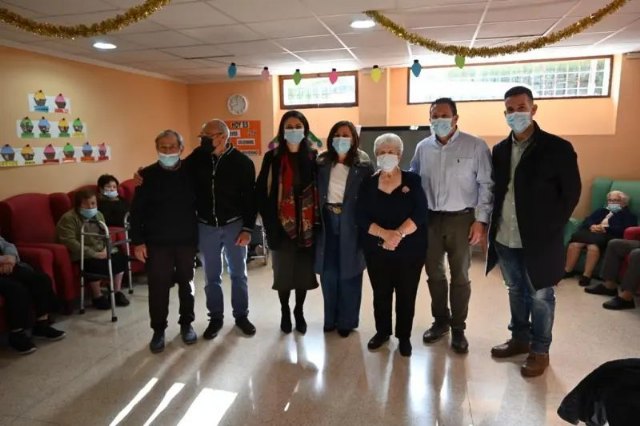 El alcalde de Mula visita el Centro de Estancias Diurnas del municipio