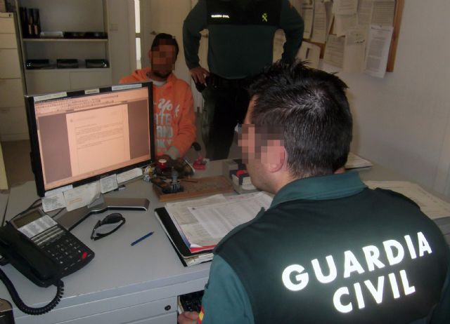 La Guardia Civil detiene al presunto atracador de personas mayores de Mula