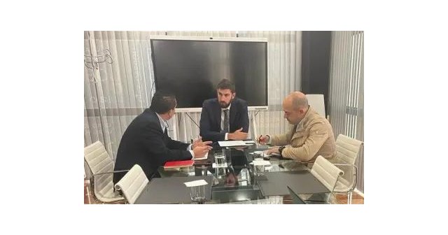 El Alcalde de Mula, Juan Jesús Moreno, se reúne con el Vicepresidente del Gobierno Regional, José Ángel Antelo