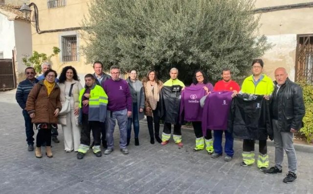 El Ayuntamiento de Mula entrega nueva ropa de trabajo a Intedis